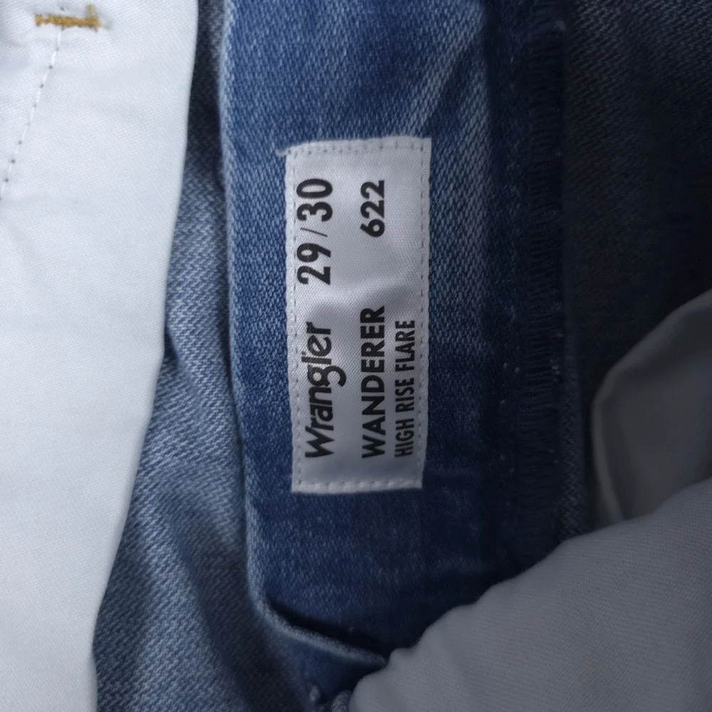 Wrangler Wanderer High Rise Flare Jeans Womens 29x30 (Fits 31x30) Wide Leg Denim - Picture 16 of 16